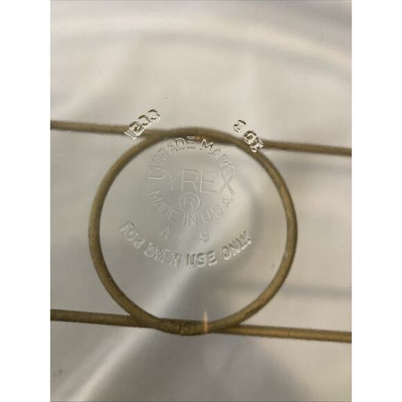 VINTAGE PYREX 16” CHAFING DISH 3 QT W/ STAND WARMER HOLDERS GOLD BRONZE USA - Picture 6 of 6